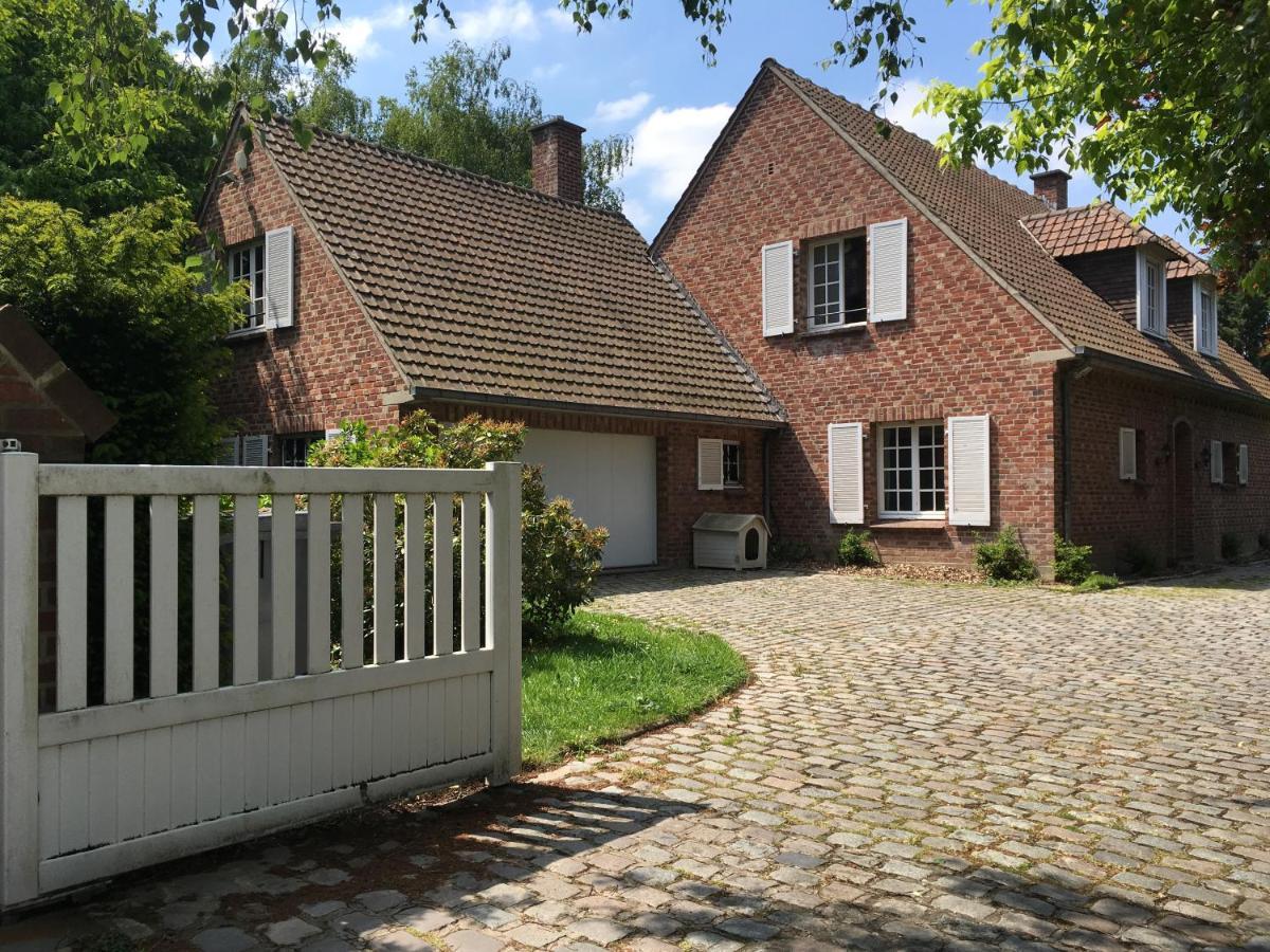 Bed and Breakfast Les Jardins De Beaumont Hem Экстерьер фото