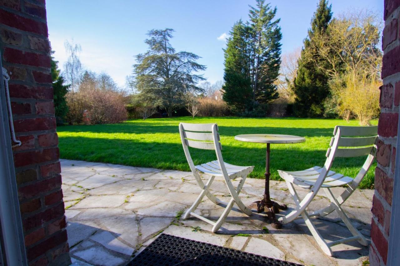 Bed and Breakfast Les Jardins De Beaumont Hem Экстерьер фото